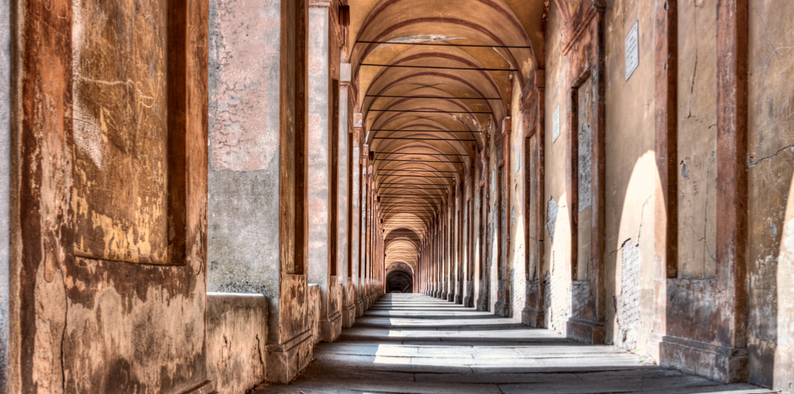 26 Giugno 1674 - Inizia la costruzione del portico di San luca